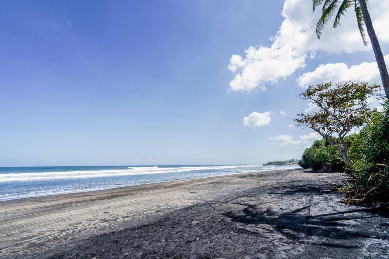 Pantai Hitam Villa Табанан Екстер'єр фото