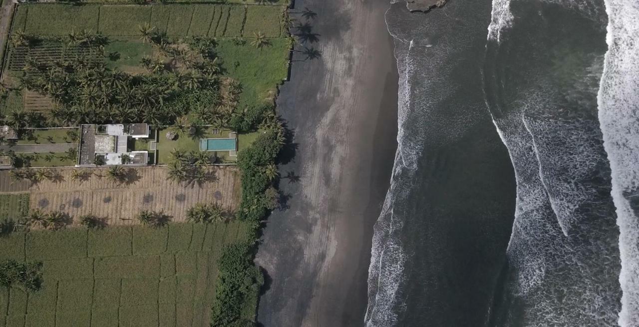 Pantai Hitam Villa Табанан Екстер'єр фото